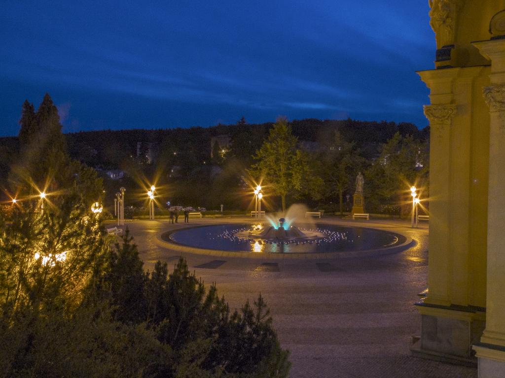 Singing Fountain in Marianske Lazne / Zpívající fontána v Mariánských Lázních