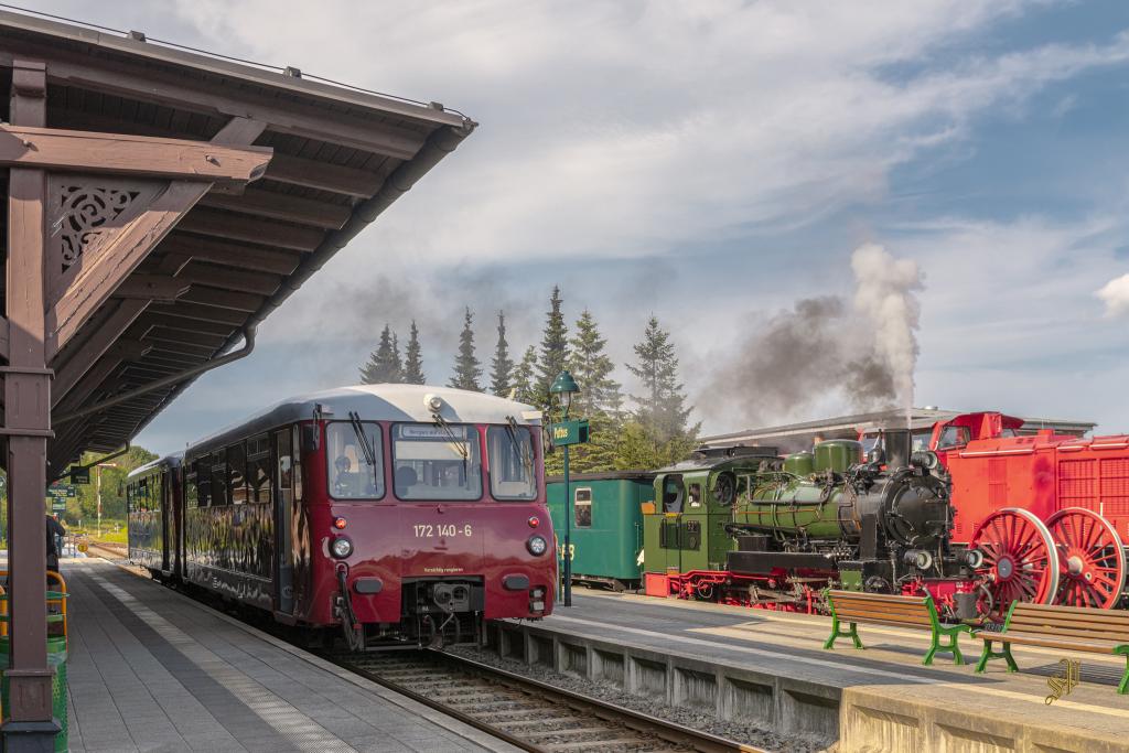 Treffen der Generationen im Bahnhof Putbus