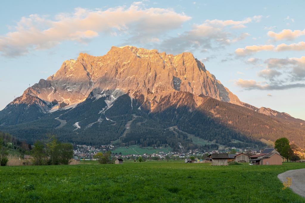 Ehrwald am Fuße des Wettersteins