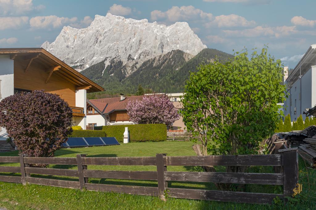 Der „Alpenblick“ nach Norden zum Wetterstein